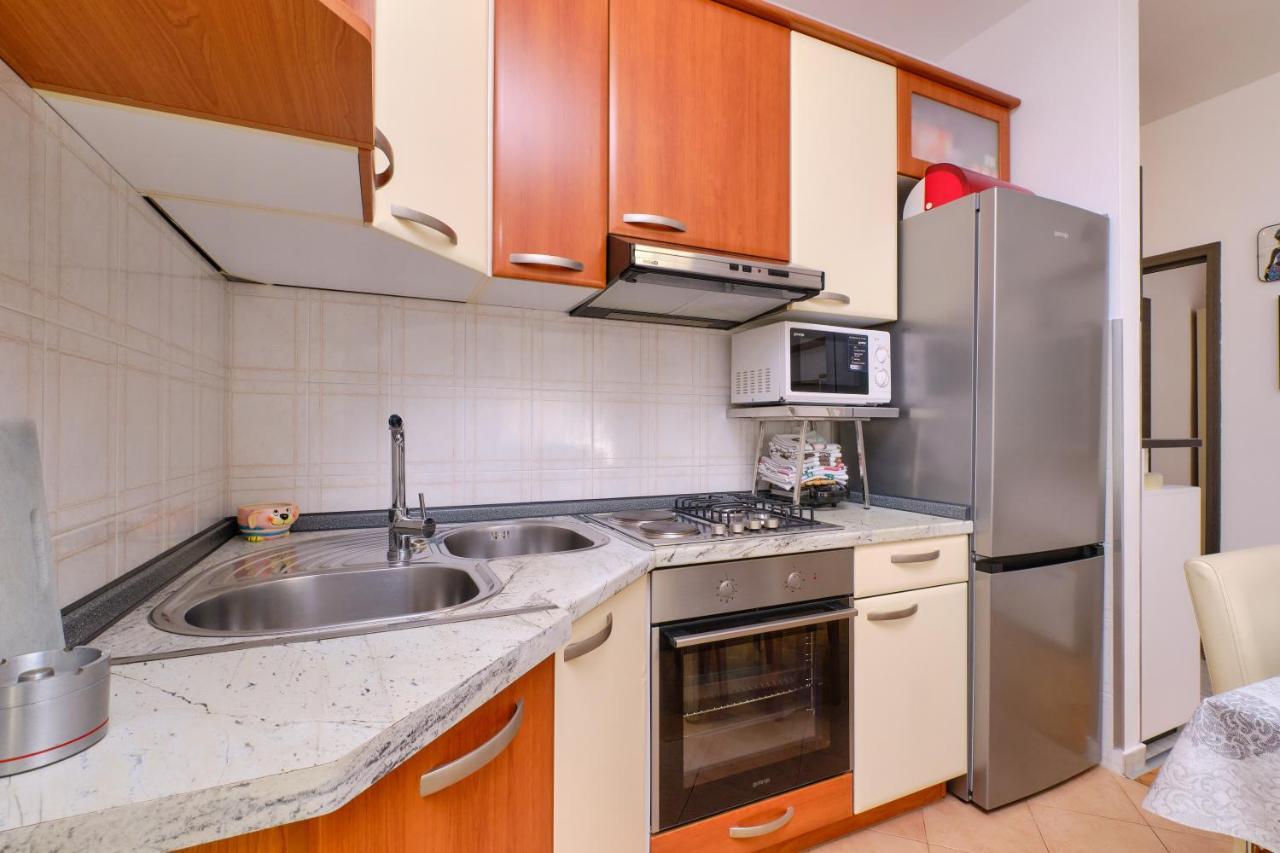 Apartament Snjezana Mali Lošinj Zewnętrze zdjęcie