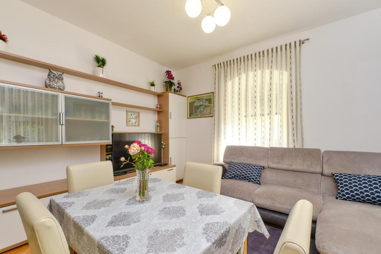 Apartament Snjezana Mali Lošinj Zewnętrze zdjęcie