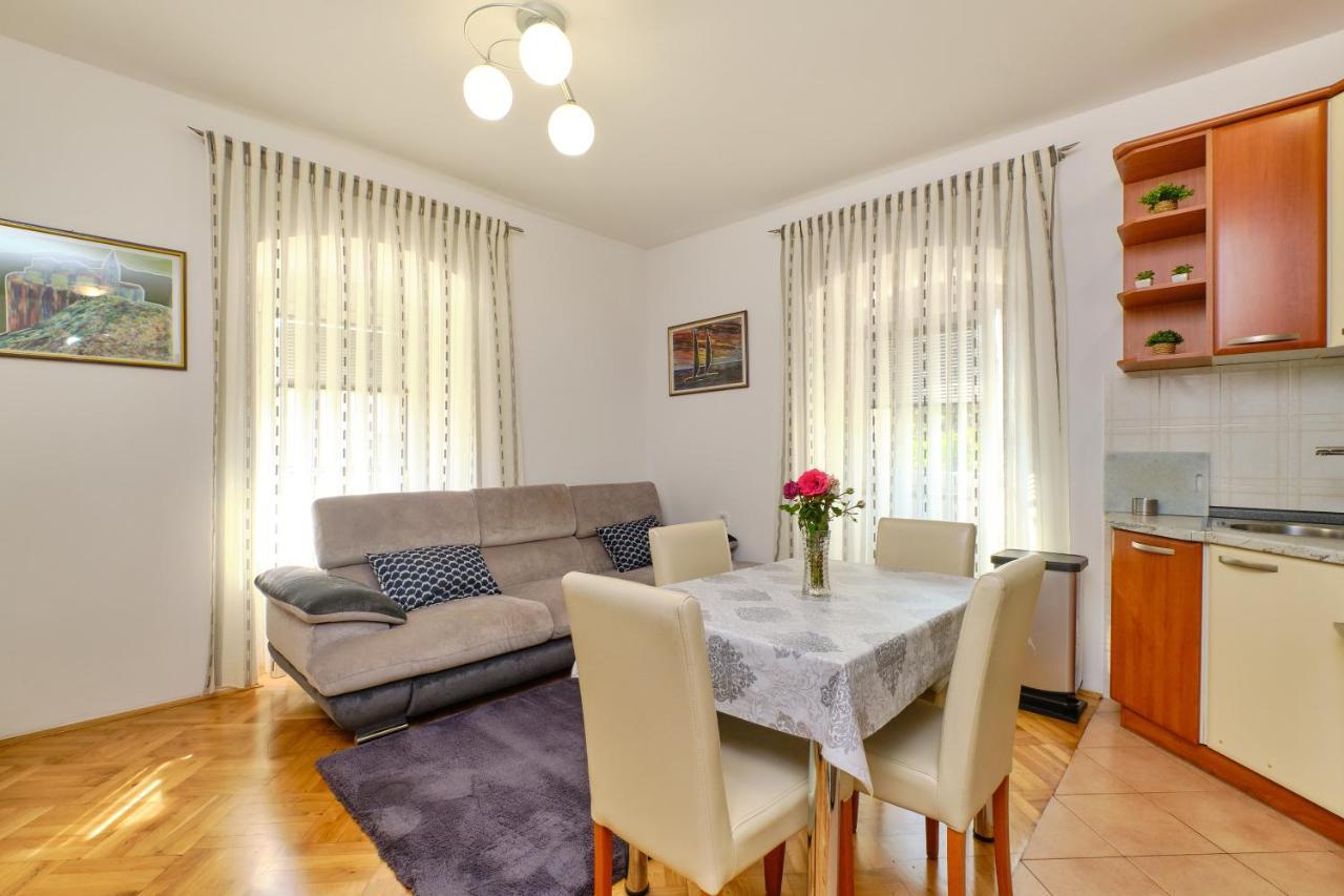Apartament Snjezana Mali Lošinj Zewnętrze zdjęcie