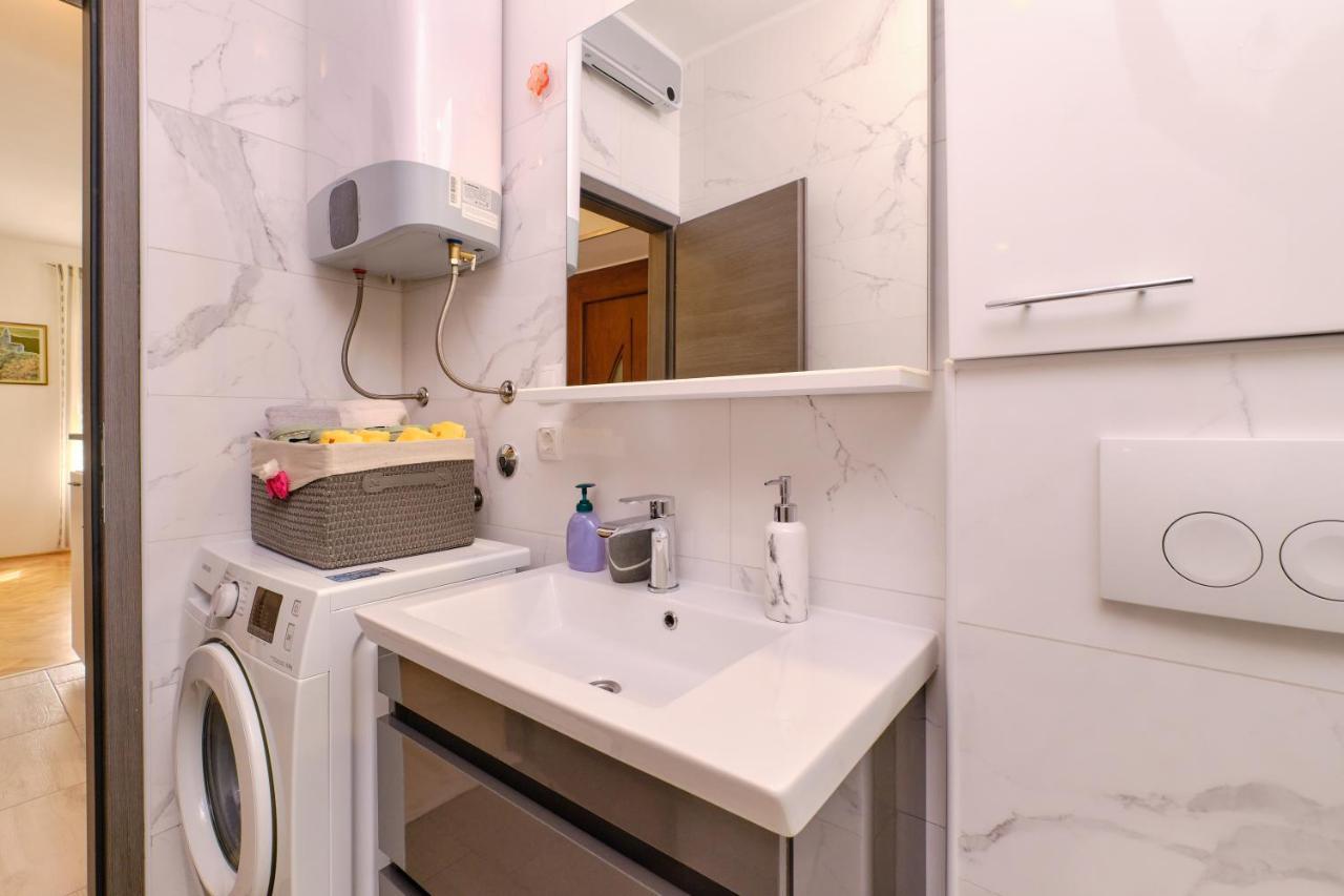 Apartament Snjezana Mali Lošinj Zewnętrze zdjęcie